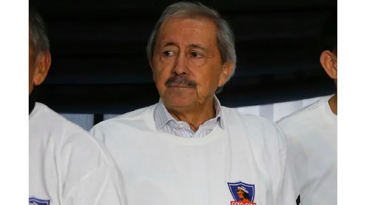 Pollo Véliz le cae con todo a Colo Colo por no poder formar un lateral