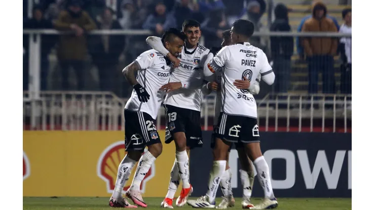 Colo Colo va por la final regional de Copa Chile.