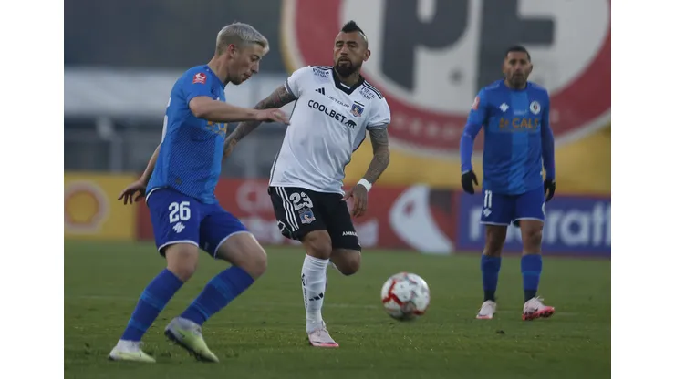 Colo Colo recibirá a Santa Cruz en el Estadio Monumental.