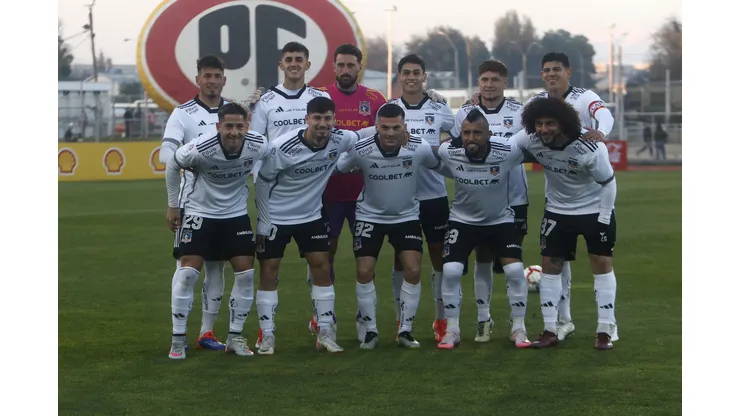 Futbol, Santa Cruz vs Colo-Colo. Semi final Copa Chile 2024. El equipo de Coo Colo es fotografiado durante el partido de ida semi finales de la Copa Chile contra Santa Cruz disputado en el estadio La Granja, Curico,Chile. 07/06/2024 Jose Robles/Photosport Football, Santa Cruz vs Colo-Colo. 2024 Copa Chile Championship. Colo-Colo’s team are pictured during the first leg semi-final match of the Chile Cup against Santa Cruz played at the La Granja,Curico Chile. 07/06/2024 Jose Robles/Photosport