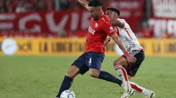 Mauricio Isla recibe ultimátum de Independiente. (Foto: Daniel Jayo/Getty Images)