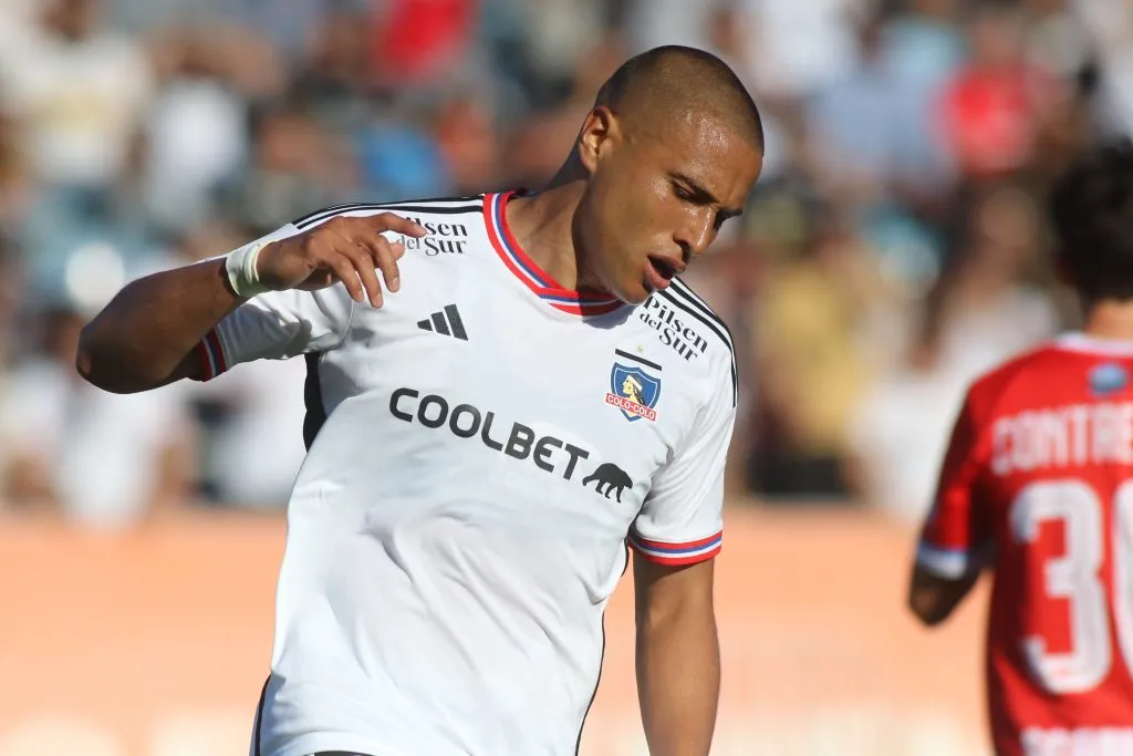 Benegas pierde terreno con la llegada de Correa en Colo Colo | FOTO: Jorge Loyola/Photosport