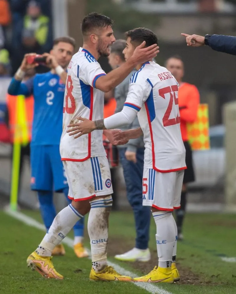 El día que Assadi debutó en La Roja adulta (Archivo)