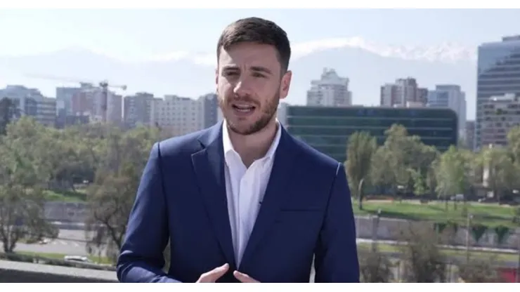 En medio de la Eurocopa, el comunicador tuvo palabras para recordar a un ariete chileno.