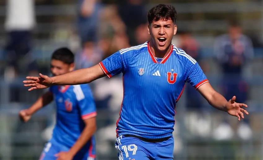 Torres celebrando uno de sus goles en la U | FOTO: Universidad de Chile Formativo