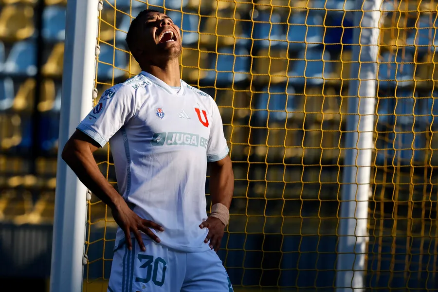 Palacios lamentando una de las tantas que desperdició (Photosport)