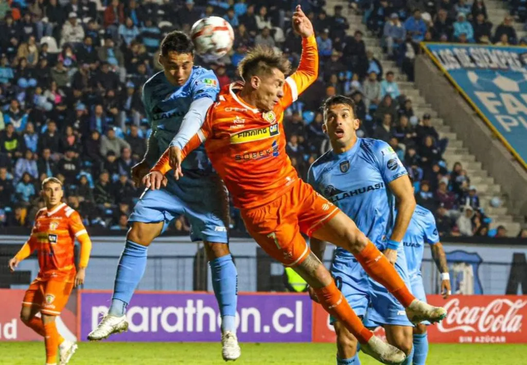 Cristián Insaurralde fue expulsado en Cobreloa ante Deportes Iquique.