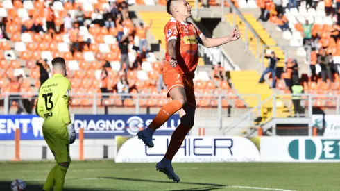 Cobreloa renueva su formación para visitar a Deportes Iquique.