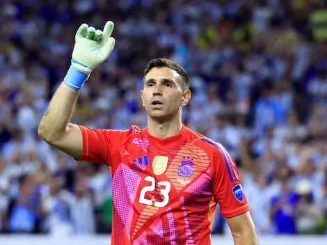 Formador de Bravo enaltece el presente del Dibu: “Hoy por hoy…”