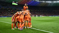 Países Bajos se lo da vuelta a Turquía en pocos minutos y se mete en semifinales.