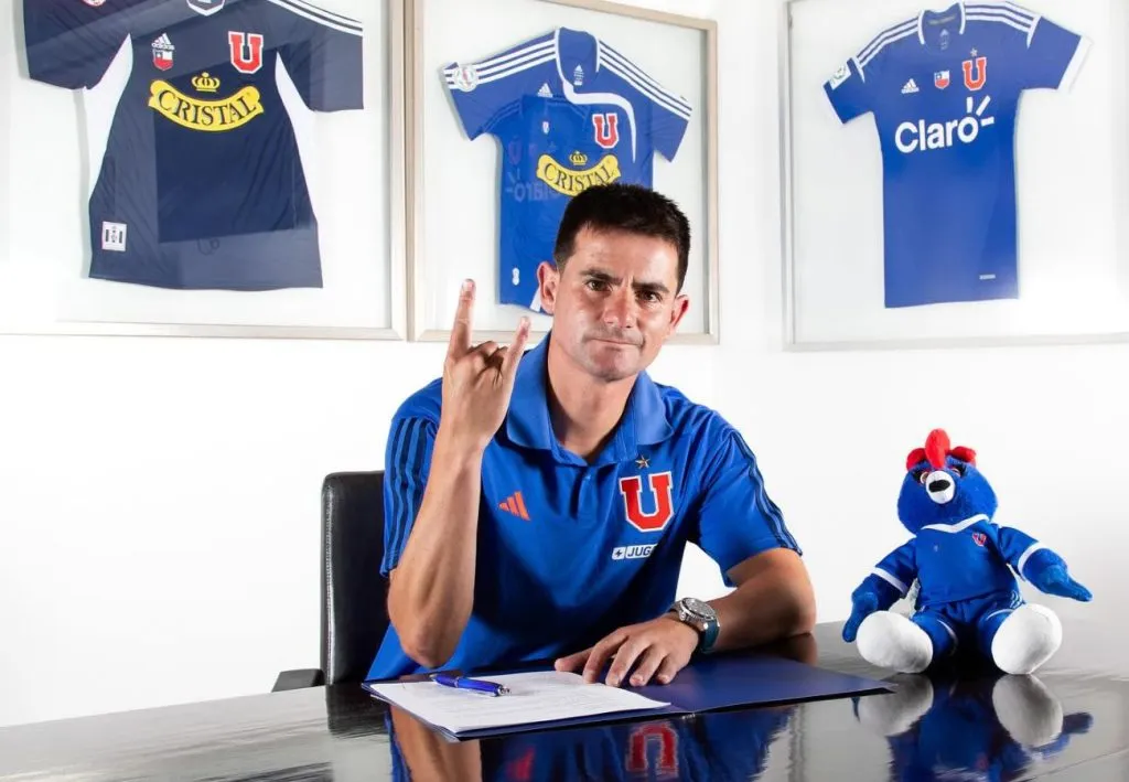 Nilson Concha es el actual DT de Universidad de Chile. Fue criticado por Carla Guerrero.