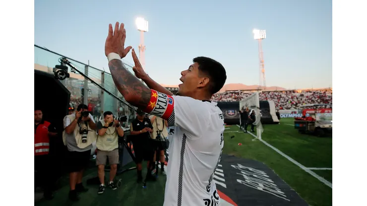 Esteban Pavez da una grata sorpresa en Colo Colo. (Foto: Photosport)