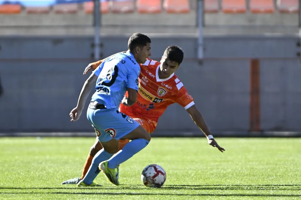 Deportes Iquique y Cobreloa se volverán a ver las caras, pero ahora por la Copa Chile | FOTO: Pedro Tapia/Photosport