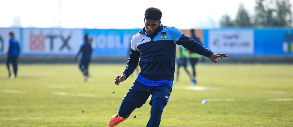 Yorman Zapata entrenando en O’Higgins. (Foto: @OHigginsoficial)