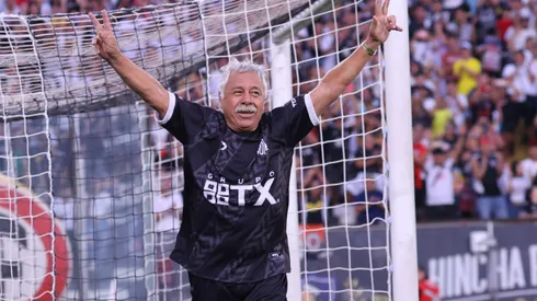 Carlos Caszely elige entre históricos logros de la Selección Chilena. (Foto: Photosport)