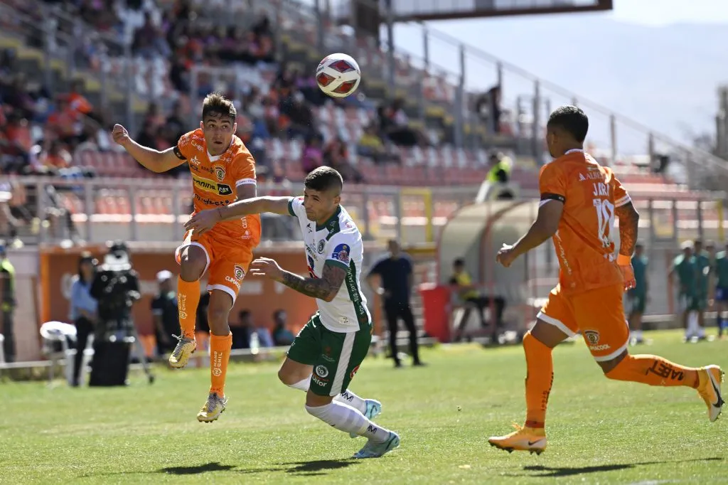 Bryan Ogaz en el partido de Cobreloa vs Deportes Puerto Montt en el 2023. (Foto: Photosport)