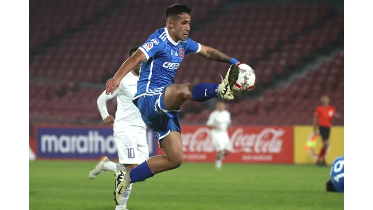 Lucas Assadi se comienza a convertir en figura en Universidad de Chile.