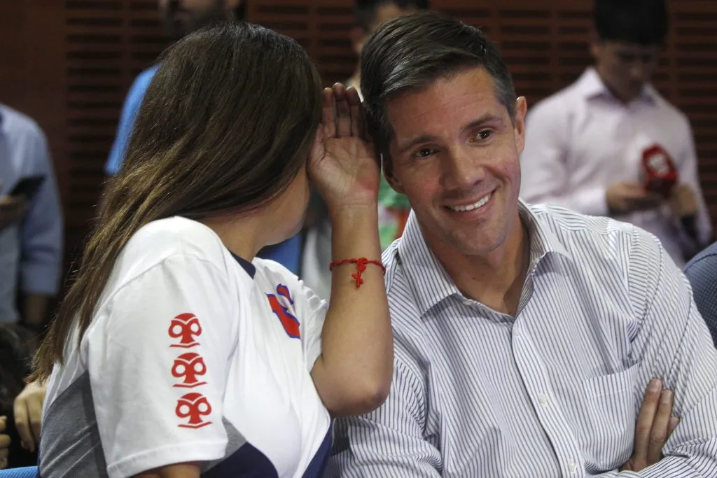 Cecilia Pérez junto a Michael Clark en Universidad de Chile. (Foto: Photosport)