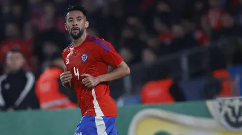 Mauricio Isla recibió una propuesta para incorporarse a Colo Colo.