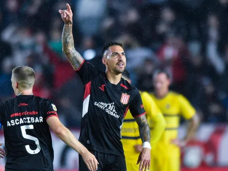 Vuelo de ida y vuelta: Los detalles del viaje relámpago de Javier Correa a Colo Colo