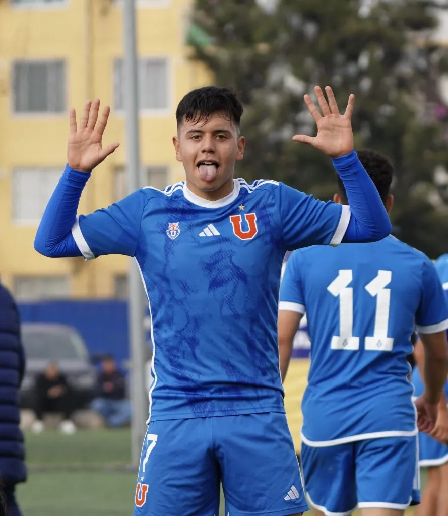 Vásquez, figura en el equipo de proyección (Bolavip)