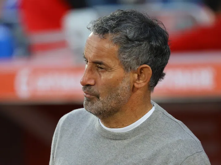 Miguel Ponce apunta contra un dirigido tras caer ante la U