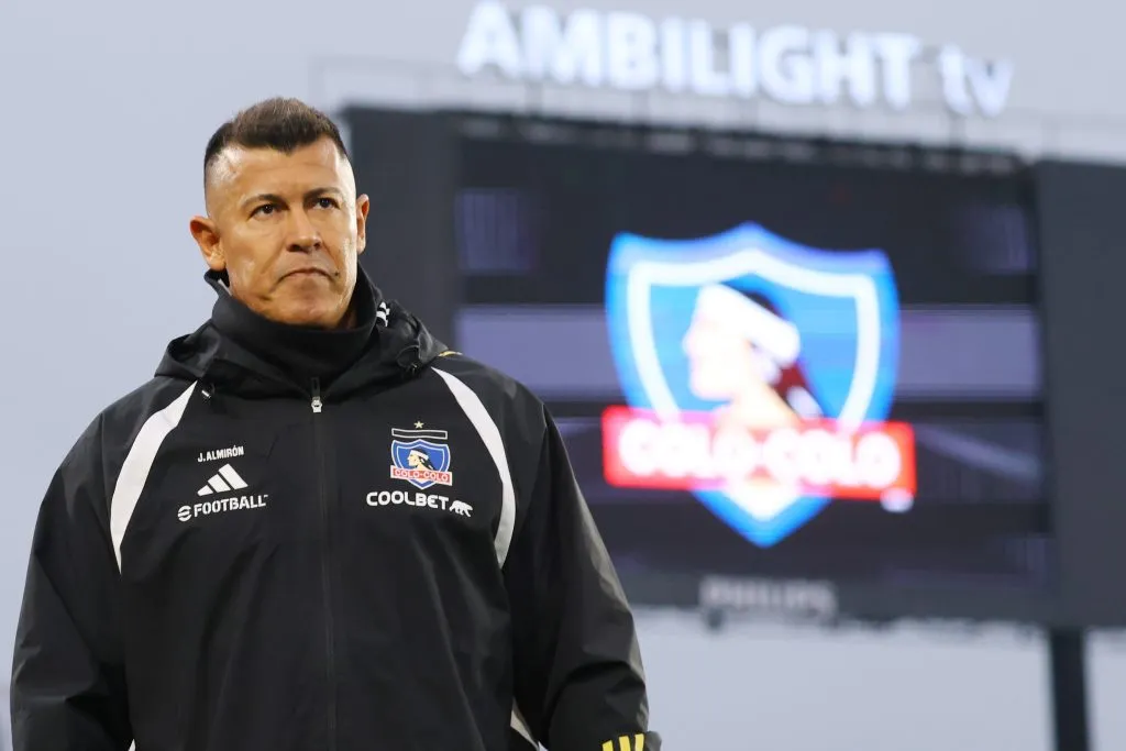 Jorge Almirón tiene un poco más de alivio para la preparación de Colo Colo de cara al partido ante River Plate. (Foto: Photosport)
