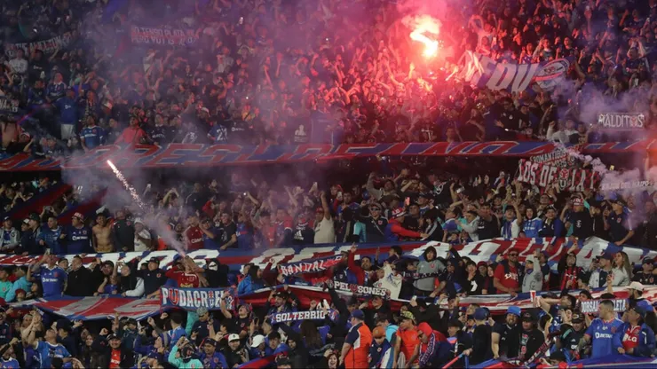 Hijo del Chupete Suazo revoluciona a hinchas de la U