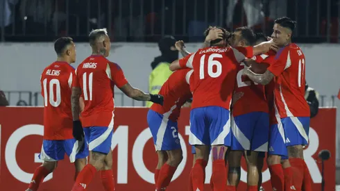 Figura de La Roja parte a Italia (Foto: Andres Pina/Photosport)