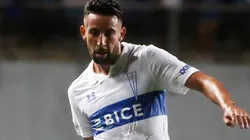 Isla se va de la UC y partiría al extranjero.