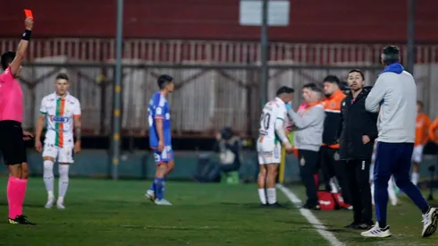 Pellegrino vio la roja sin mayor explicación ante Cobresal.