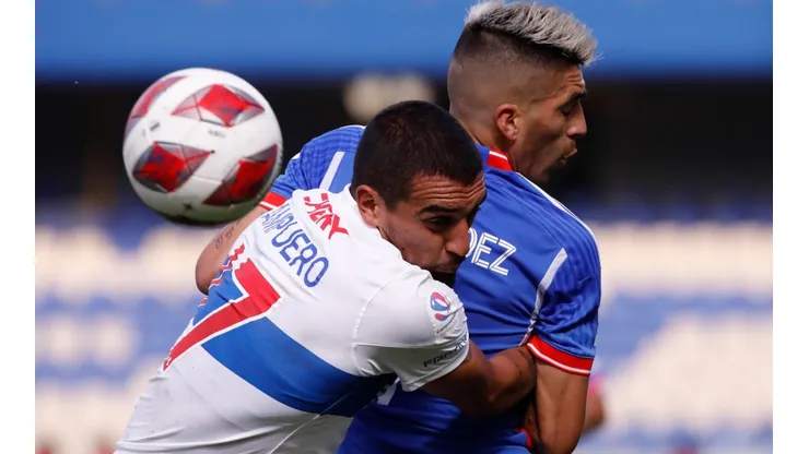 Universidad Católica y Univerisdad de Chile pelean por el mismo jugador