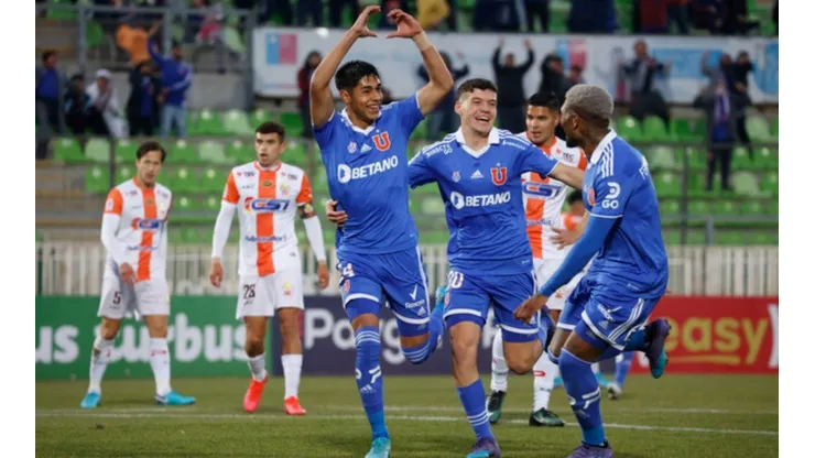 ¿De enganche o pegado a la orilla? La especial posición a usar por Darío Osorio en Universidad de Chile ante Cobresal