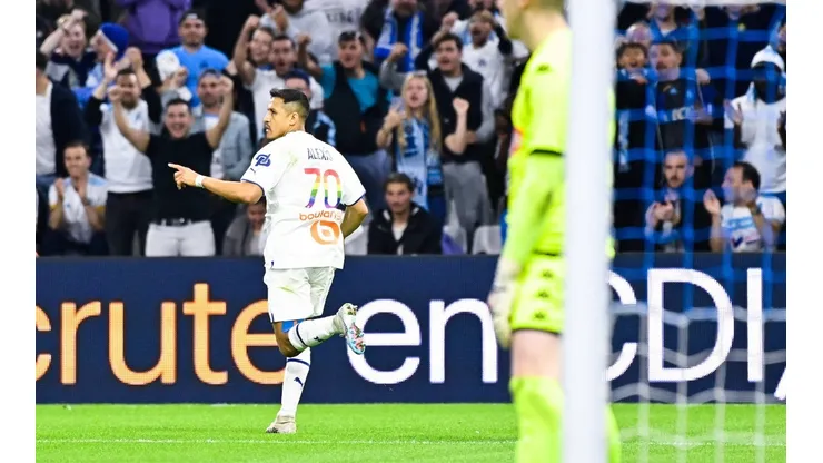 Alexis Sánchez suma sólo loas en Francia con el Olympique Marsella