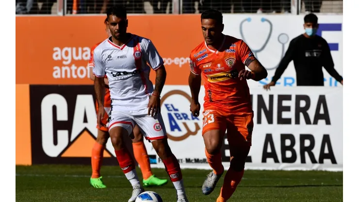 Cobreloa tiene en la mira el liderato de la Primera B