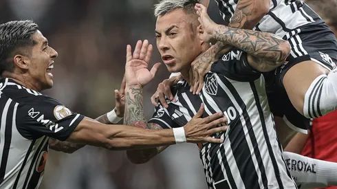 Atlético Mineiro con Eduardo Vargas en el Brasileirao