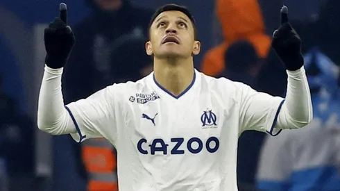 Alexis Sánchez le da el empate momentáneo al Marsella.
