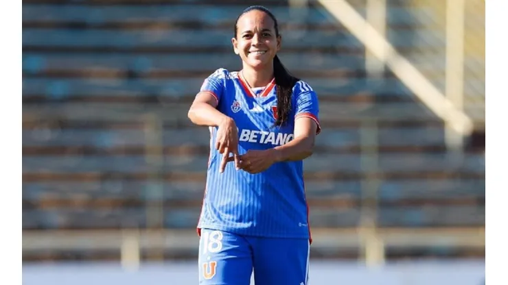Sánchez anotó un triplete y una asistencia ante Antofagasta.
