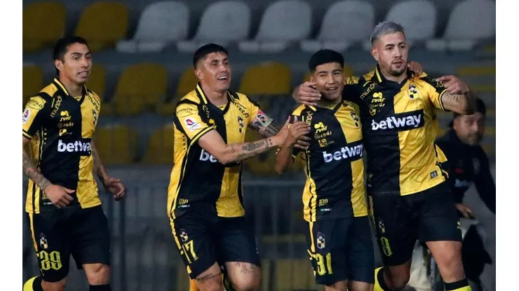 Los piratas se impusieron ante los tres grandes del fútbol chileno