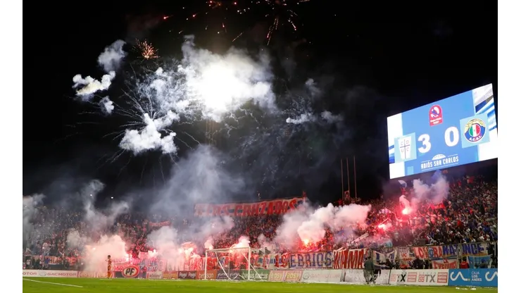 Un 20 de agosto la UC despidió al estadio San Carlos de Apoquindo.