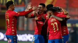 Los hispanos vencieron por 3-2 a los cementeros y subieron a la quinta posición