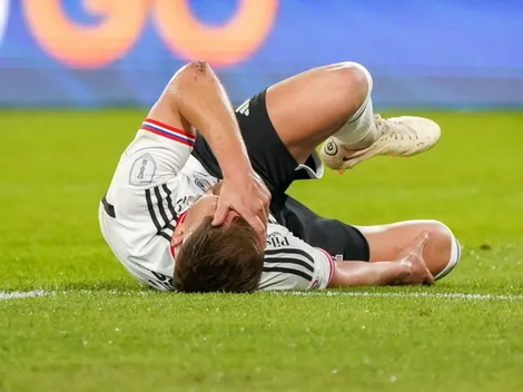 Leonardo Gil prende las alarmas en Colo Colo al salir lesionado ante Audax