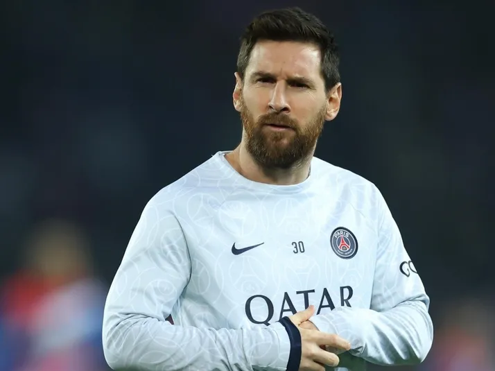 Jorge Messi asegura que Lionel Messi no ha firmado contrato con ningún club