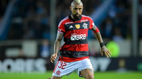 Arturo Vidal es parte del mediocampo del Flamengo