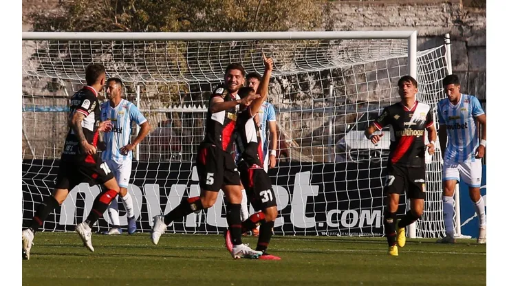 Curicó Unido venció como visitante a Magallanes.