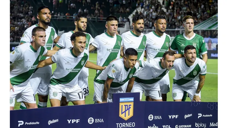 Ex entrenador de la UC volverá a dirigir en el fútbol argentino