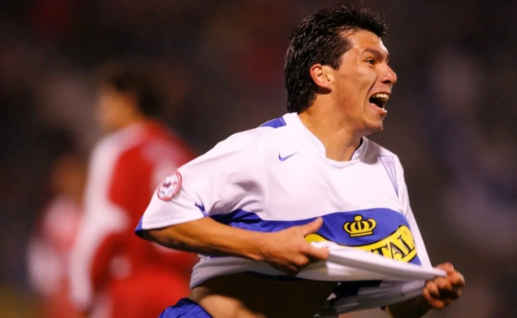Gary Medel suena nuevamente como posible refuerzo de Universidad Católica