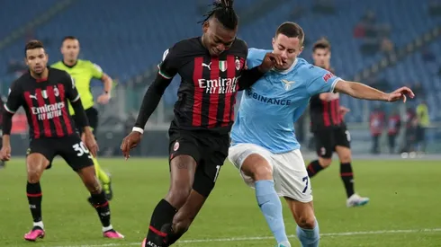 Milan y Lazio luchan por clasificar a la Champions