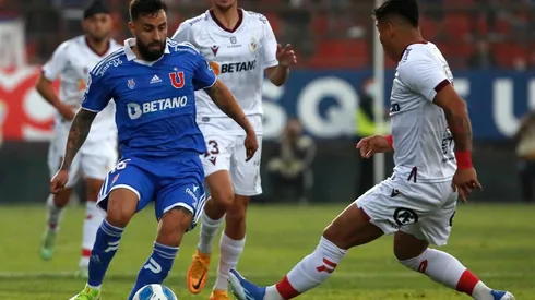 Hasta ahora, Gallegos solo podría dirigir en la liga mexicana.