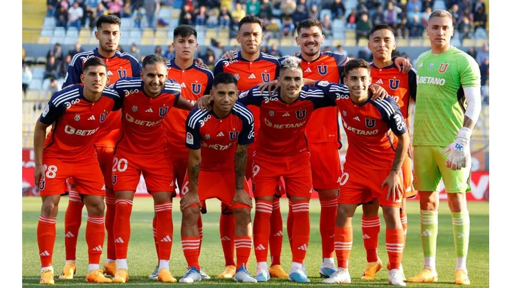 La U es escolta del líder Huachipato